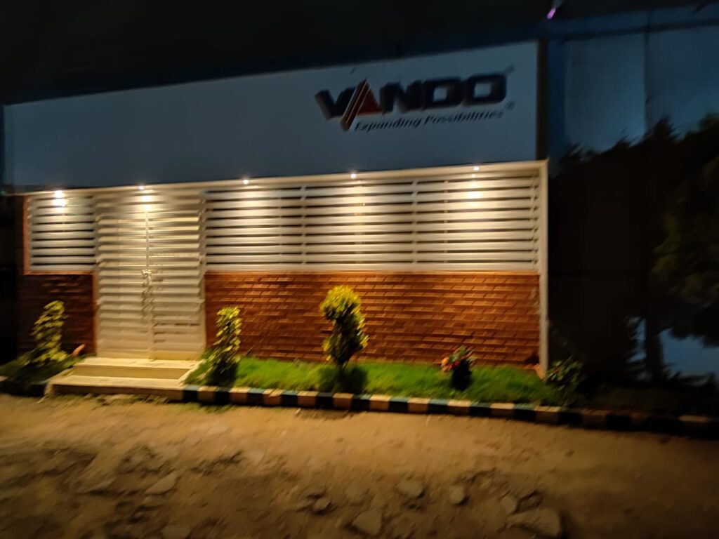 vando (2)